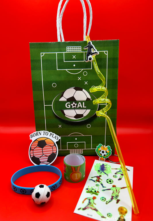 Box4Fun Fußball Box – spannende Überraschungsbox mit Fussball-Thema und Geschenktüte für kleine Kicker